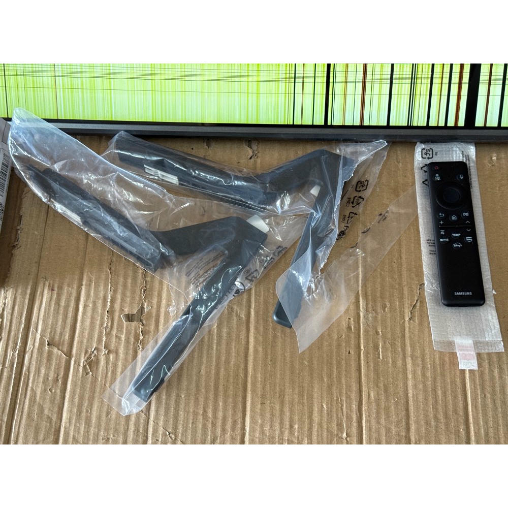 SAMSUNG TV QLED 4K 2024 43Q60D Smart TV de 43" con Más de 1.000 Millones de Colores, Colores certificados, el Mejor Smart TV y controla tu casa con SmartThings