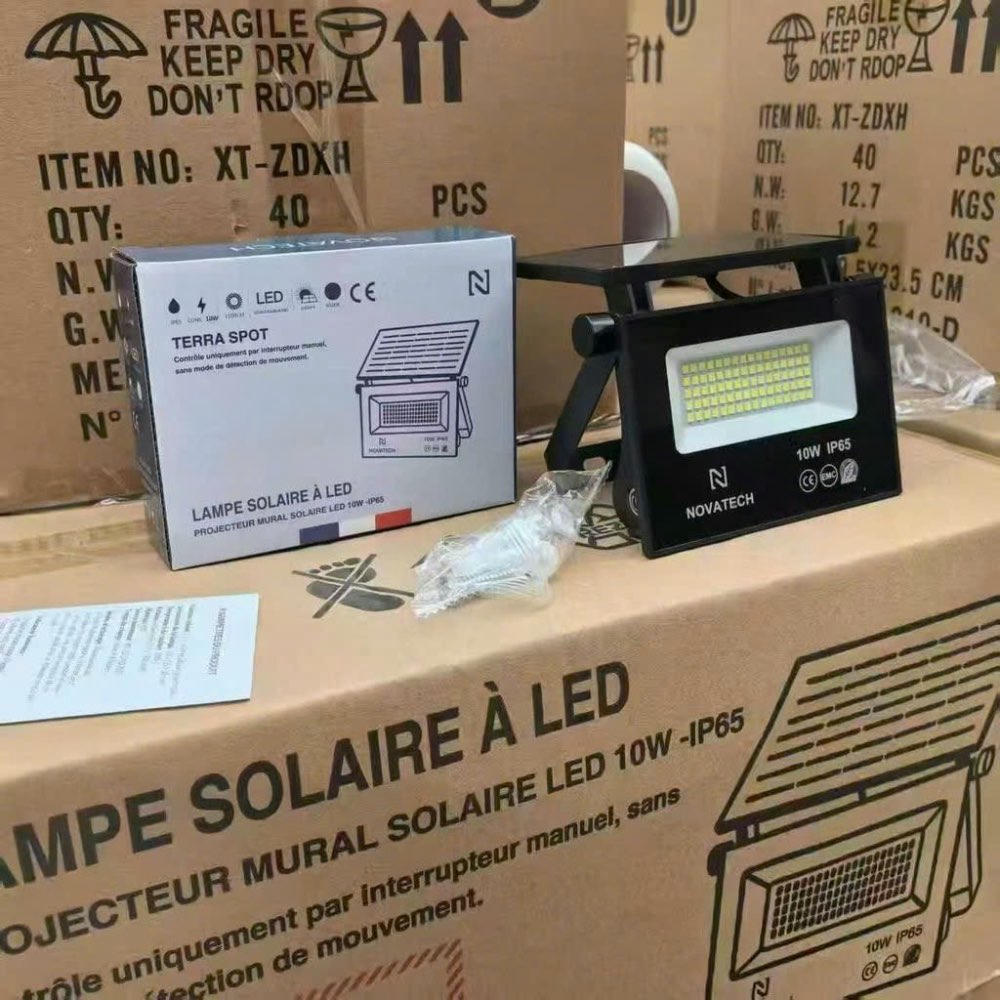 Luz Foco Solar LED Plegable e Impermeable para Exterior - IP65, 10W, 1100LM, solar y con sensor de movimiento