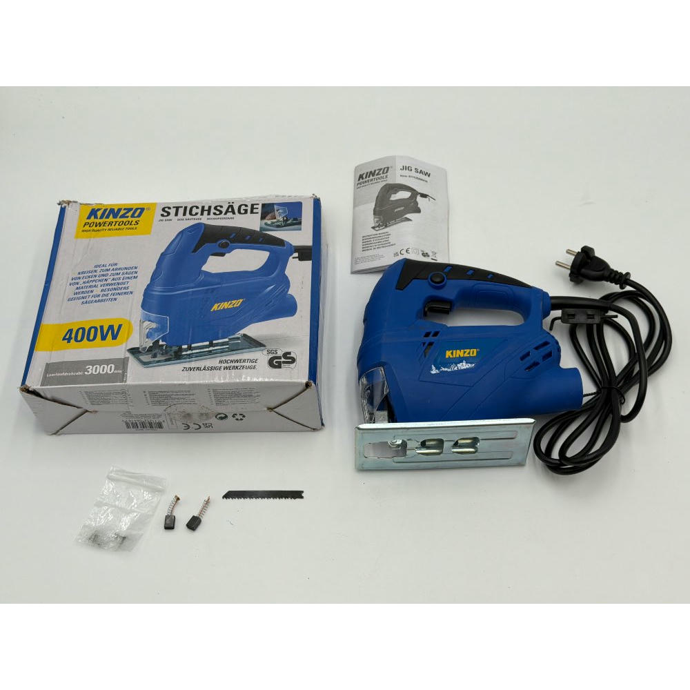 Kinzo Sierra de calar – 230 V – 400 W – con extracción de polvo – Hoja protectora – Varios materiales – Madera hasta 65 mm – Metal hasta 6 mm – Azul, 8711252064161