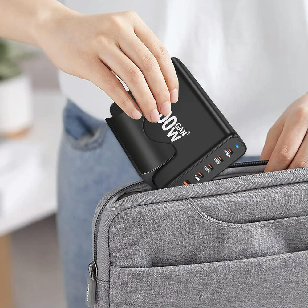 Cargador USB C de 200 W con 6 Puertos: 4 USB-C y 2 USB-A para Carga Rápida (Negro)