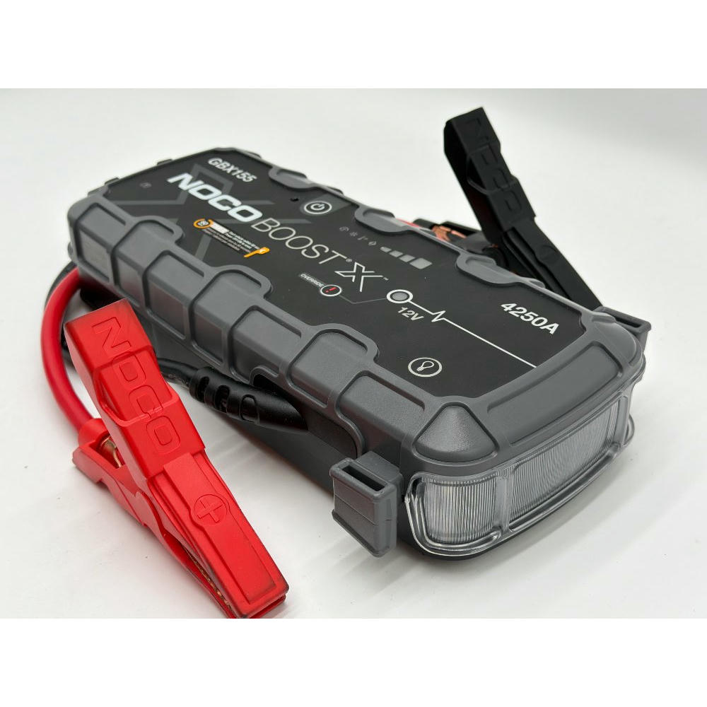 NOCO Boost X GBX155, Arrancador de Batería de Coche 4250A, Booster de Bateria Portátil y Cables de Arranque Profesionales para Motores de Gasolina de hasta 10,0 litros y Diésel de 8,0 litros