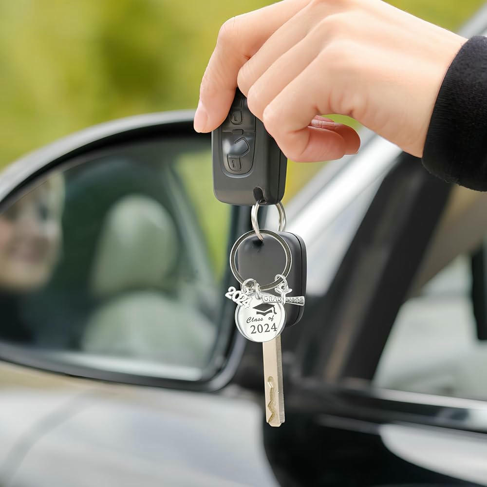 Clau de graduació d'acer inoxidable, record per graduats, regal per a amics i estudiants, classe de 2024, color platejat