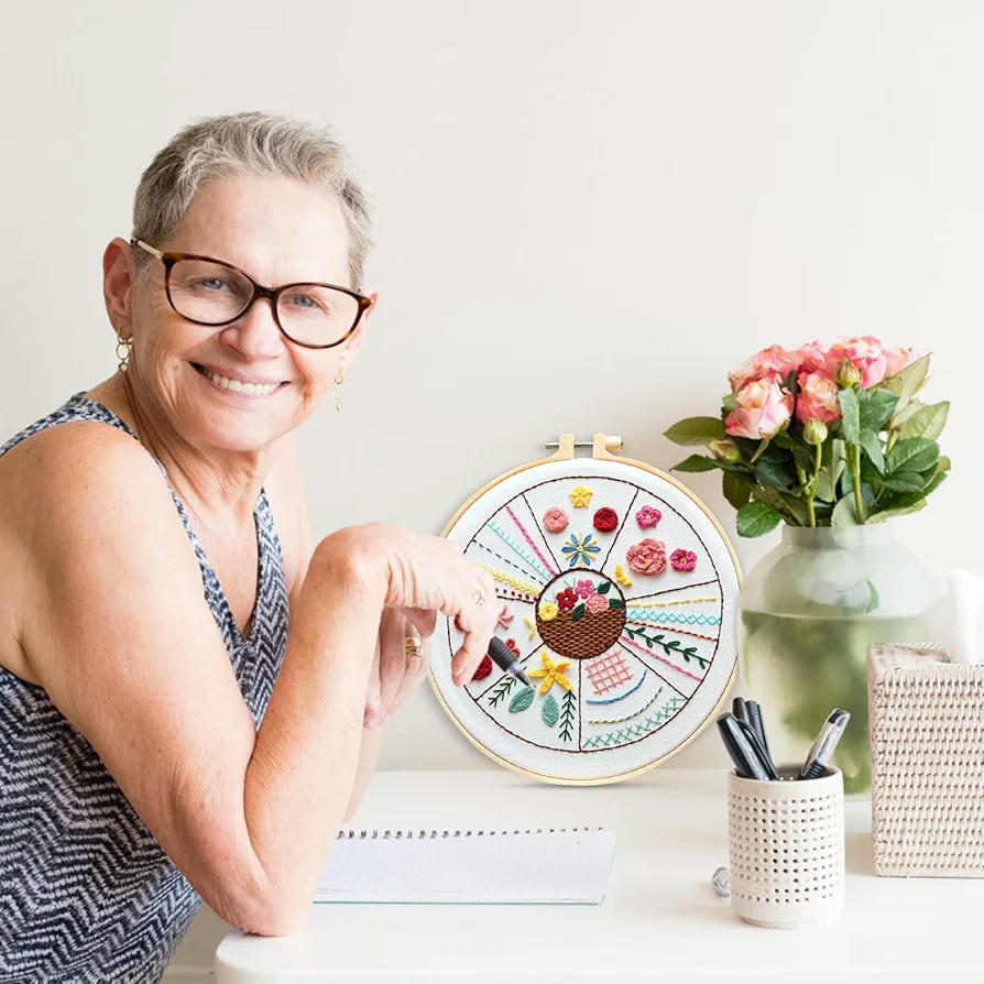 Kit de Bordado para Principiantes, 3 Piezas, Aros de Bordado de Plástico, Hilos de Colores, Agujas, Herramientas de Bordado y Punto de Cruz