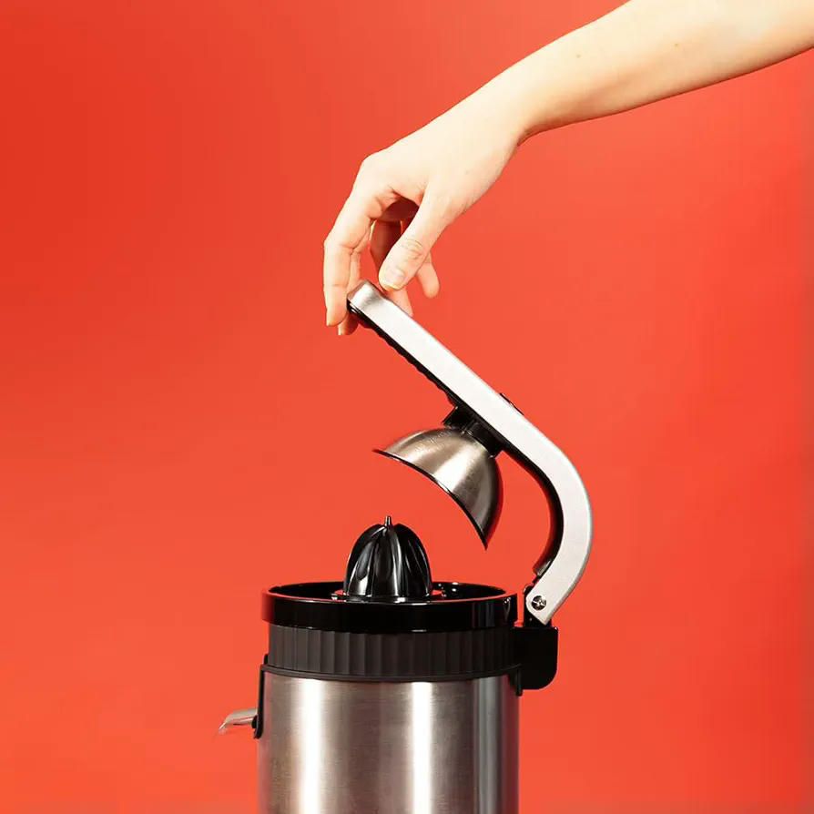 Cecotec Exprimidor Eléctrico de Brazo para Naranjas y Cítricos Xqueeze RetroJuice 600, 600W, Estilo Retro, Filtro de Acero Inoxidable, Fácil Limpieza