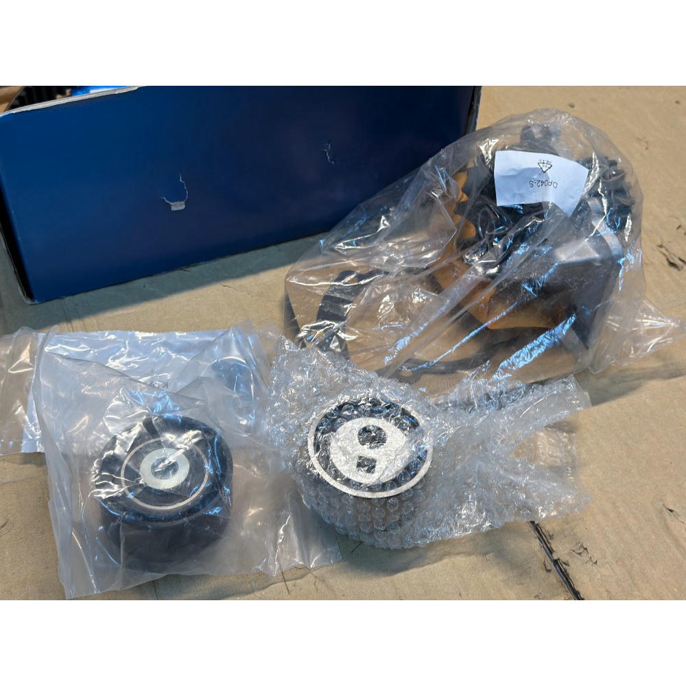 Dayco KTBWP1960 Bomba d'Aigua amb Kit Corretja Distribució