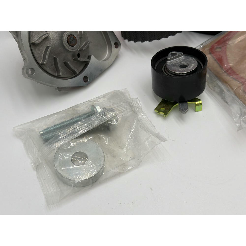 Gates KP25578XS Bomba de Agua + Kit Correa Distribución