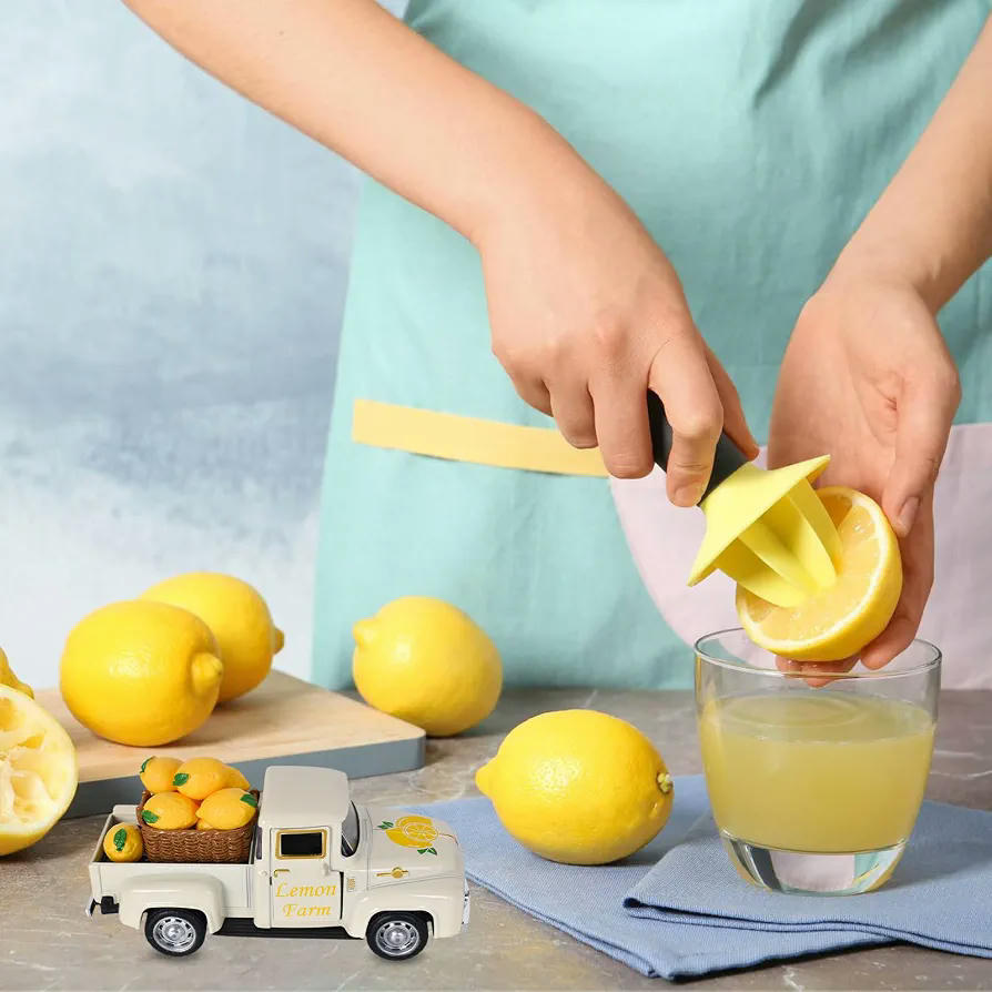 Decoración de Camión de Limón, Modelo de Metal con 8 Limones Artificiales para Ambientes Acogedores, 12,5 cm