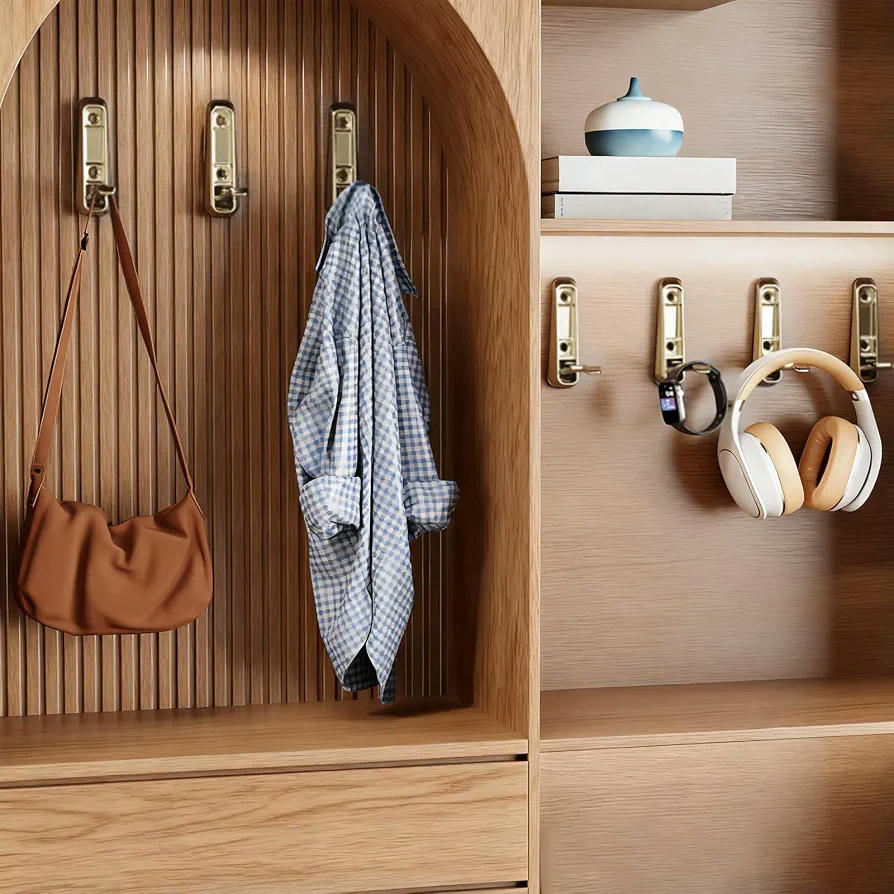 4 Piezas Ganchos Plegables para Pared, Gancho Soporte 90° para Abrigos y Baño, 7 cm, Dorado