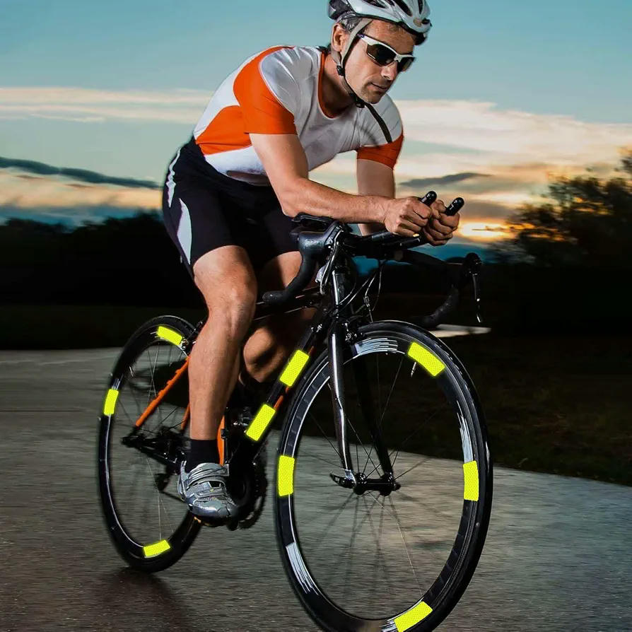 Soporte Retráctil para Teléfono Móvil en Bicicleta, Coche Eléctrico y Moto con Almohadillas de Goma (Negro)