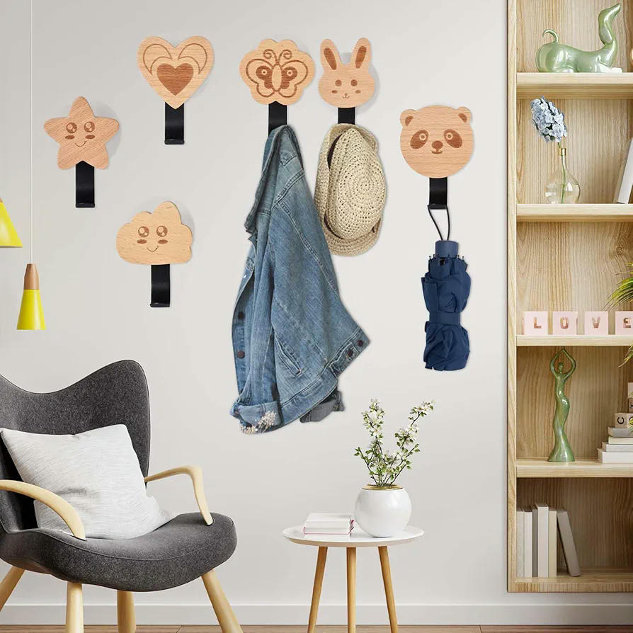 6 Piezas de Ganchos de Madera para Colgar Ropa Infantil con Diseños Adorables (Marrón)